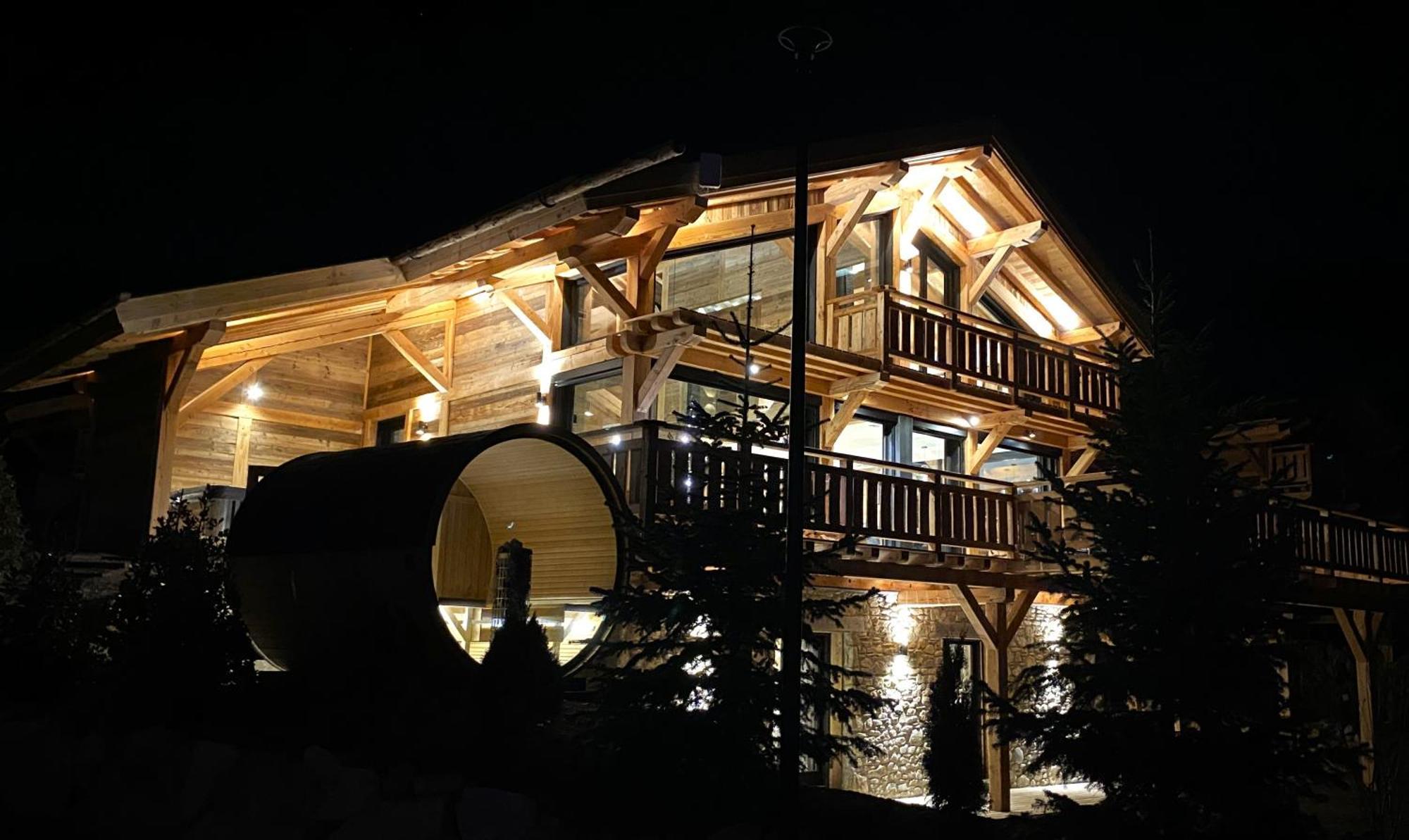 Chalet Aguila - Jacuzzi Et Sauna Panoramique - Construit En 2023 Bolquère Zewnętrze zdjęcie