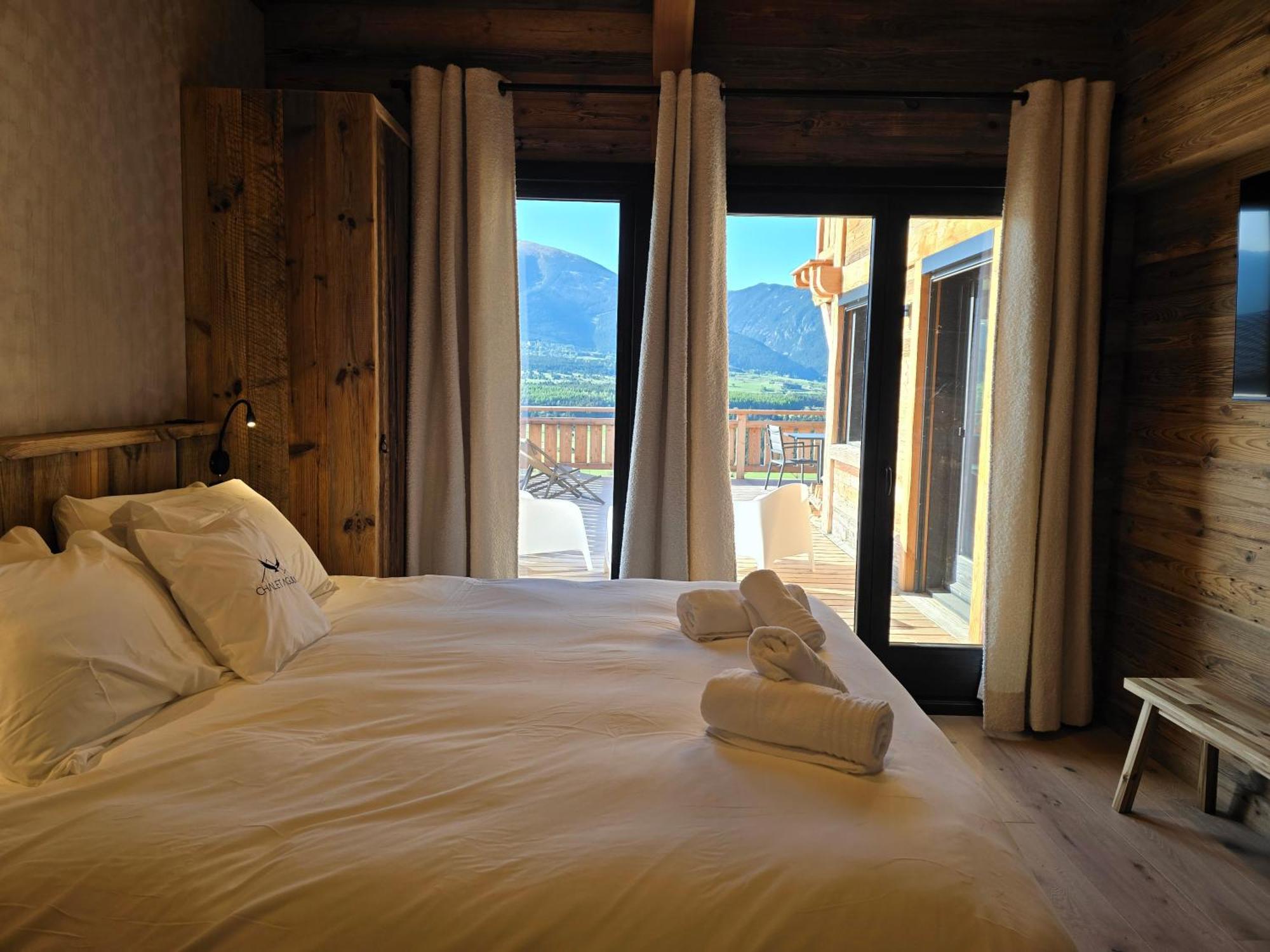 Chalet Aguila - Jacuzzi Et Sauna Panoramique - Construit En 2023 Bolquère Zewnętrze zdjęcie